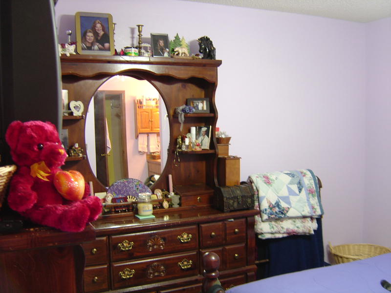 bedroom_jan06_ 004