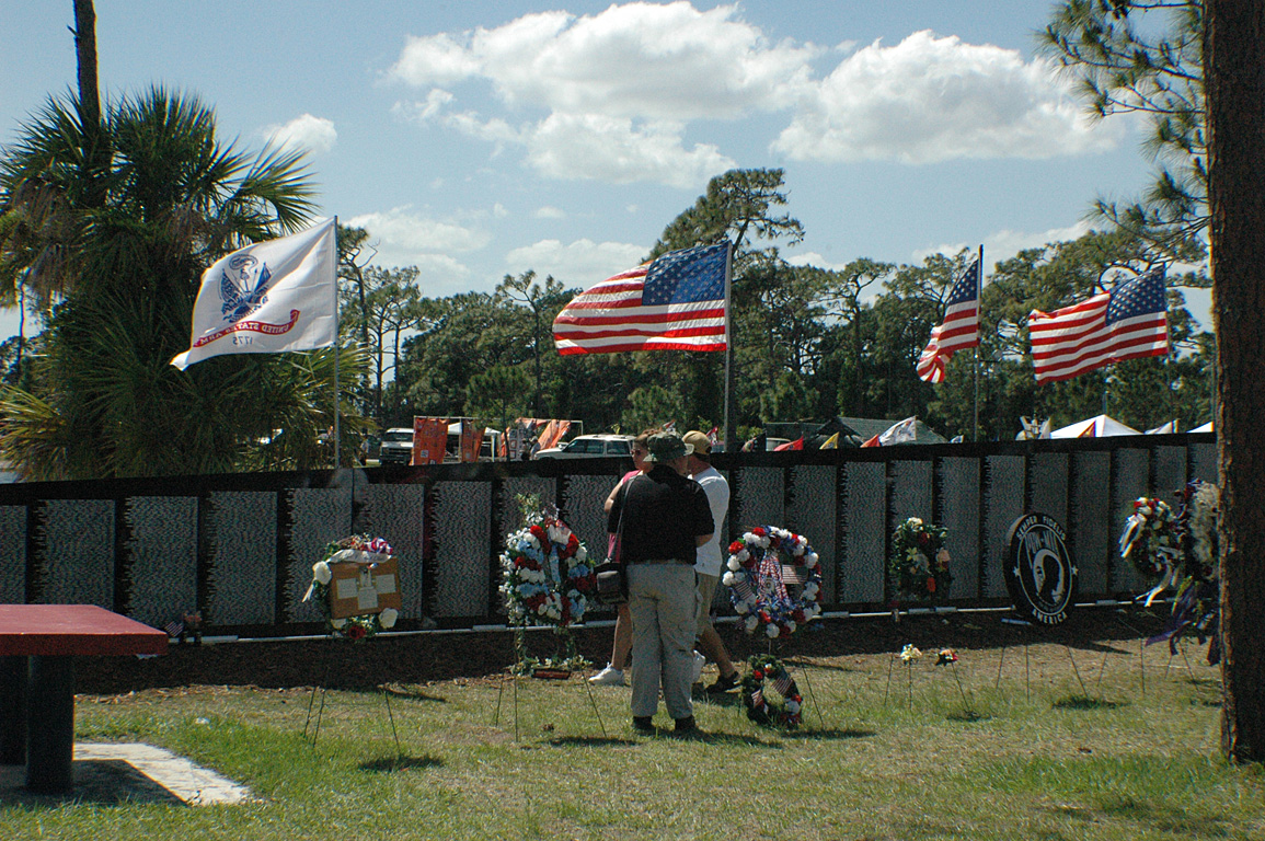 vet_042806_150