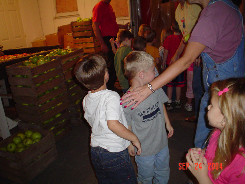 24sept04048
