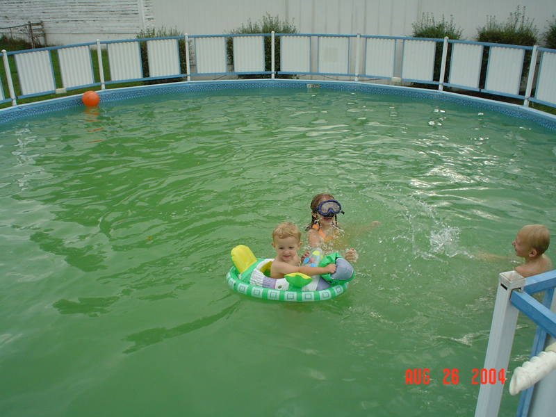 26aug04006