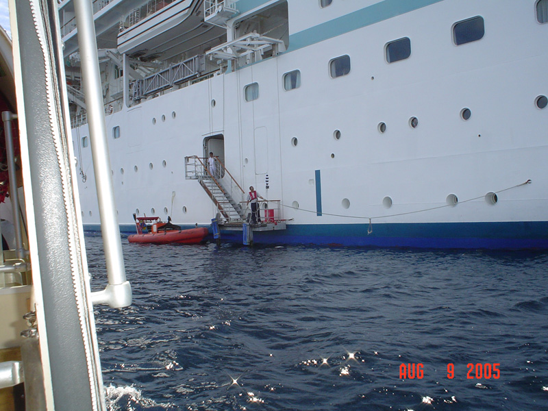mom_dad_tahiti_2005_102