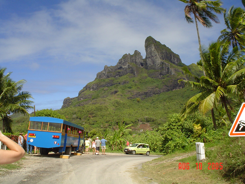 mom_dad_tahiti_2005_113