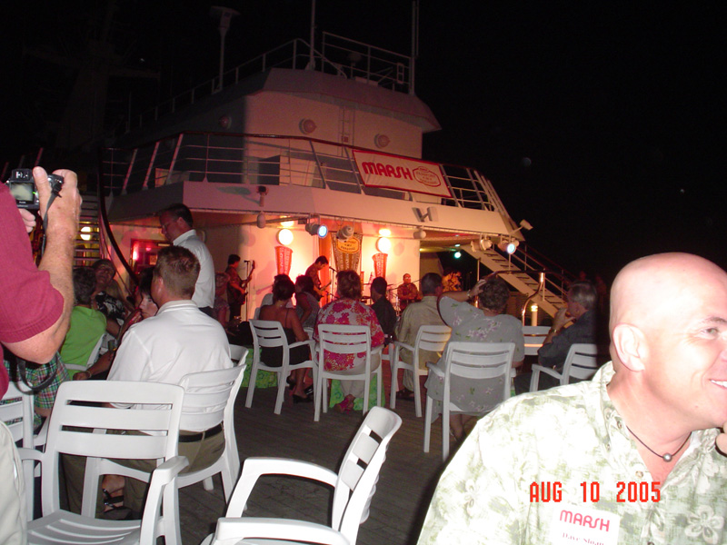 mom_dad_tahiti_2005_115
