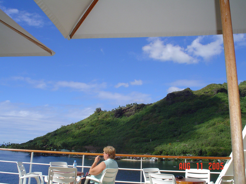 mom_dad_tahiti_2005_155