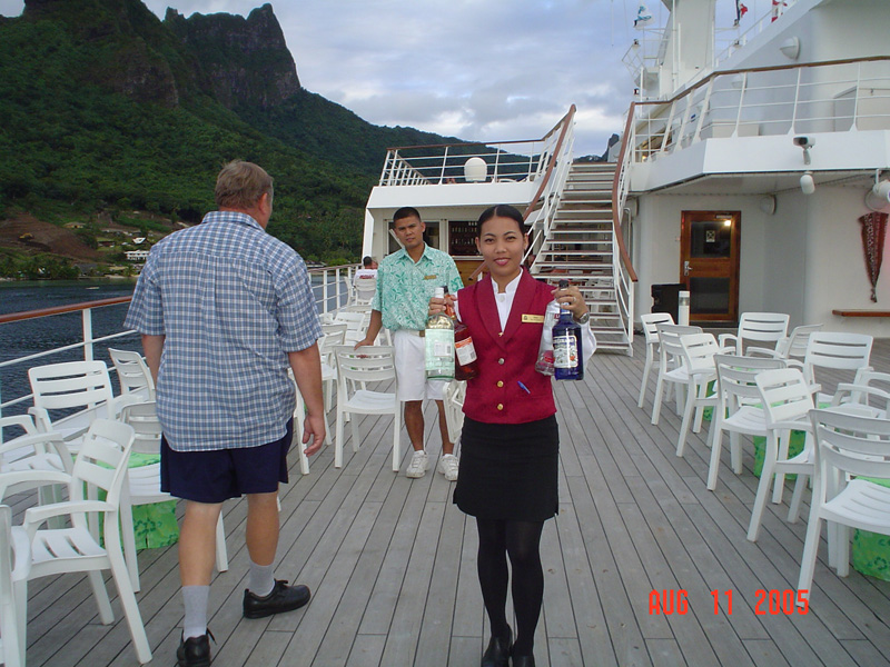 mom_dad_tahiti_2005_160