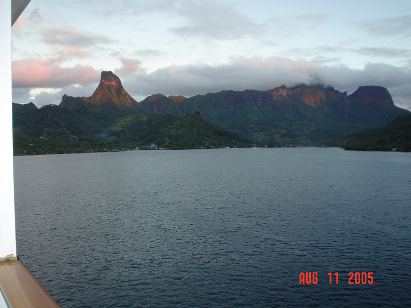 mom_dad_tahiti_2005_162