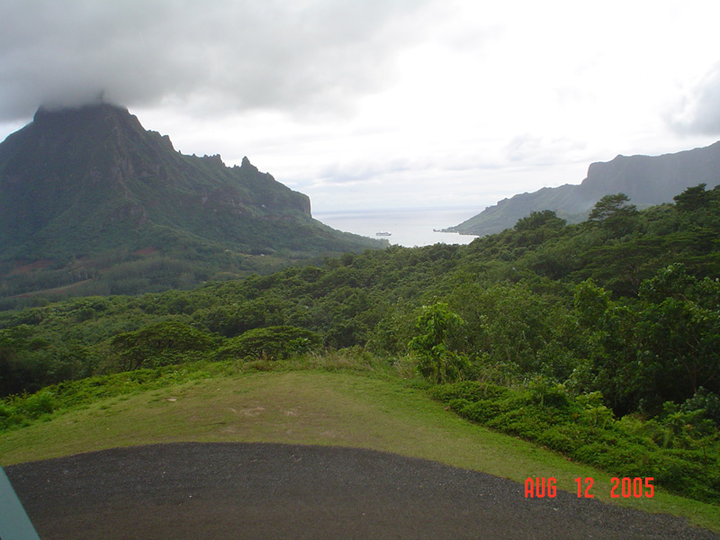 mom_dad_tahiti_2005_170