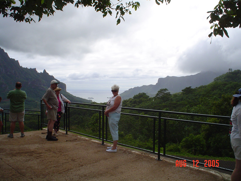 mom_dad_tahiti_2005_173