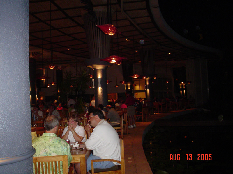 mom_dad_tahiti_2005_237