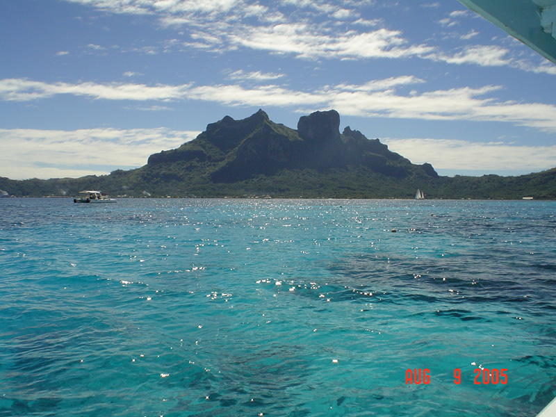 mom_dad_tahiti_2005_93